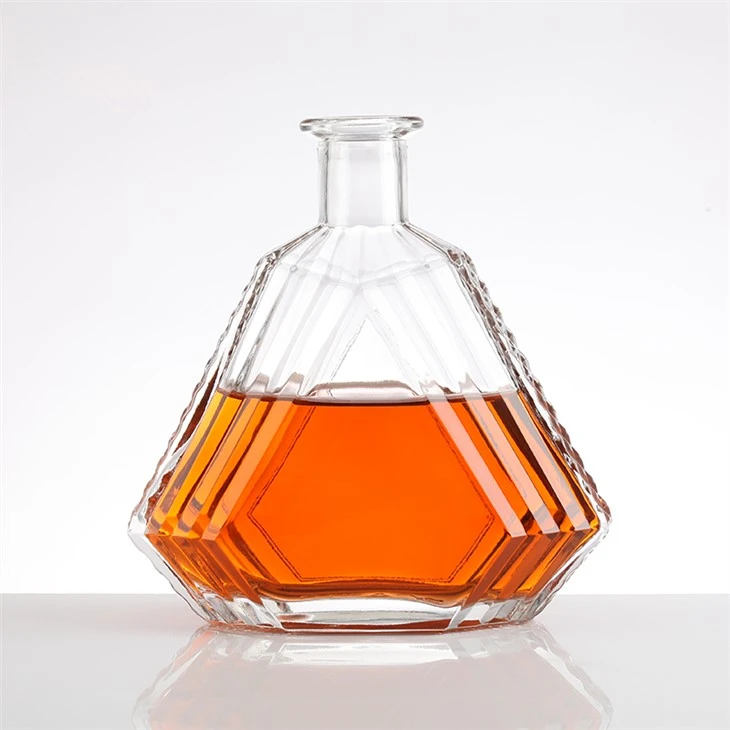 700ml Custom Glass Alcohol Bottles