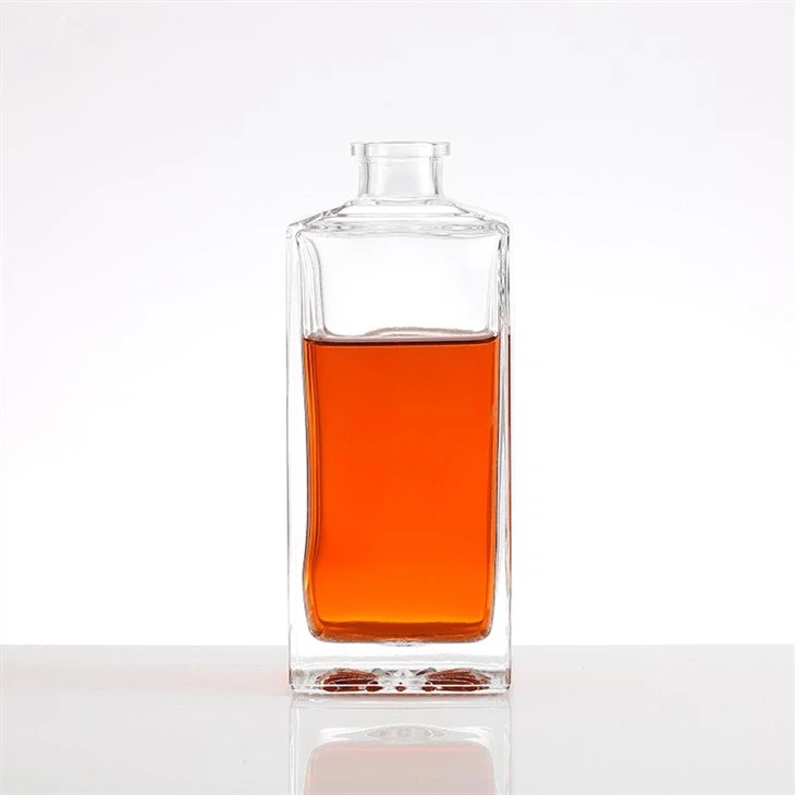 A Thick Rectangular Transparent Glass Bottle suppliers