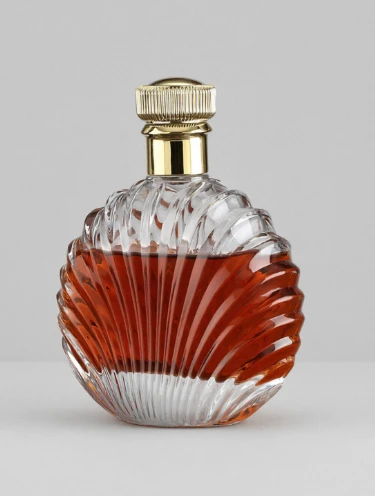 Shell-shaped Transparent Glass Bottle