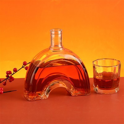 750ml Arch Shaped Glass Liquor Bottle