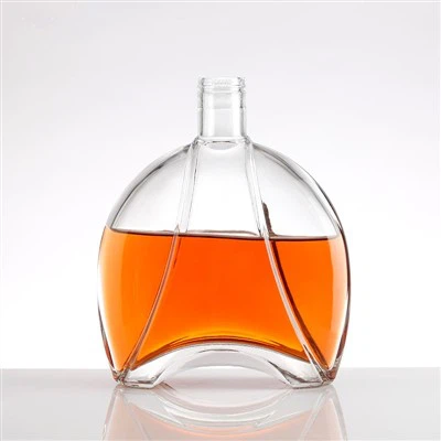 750ml Curved Faceted Glass Liquor Bottle